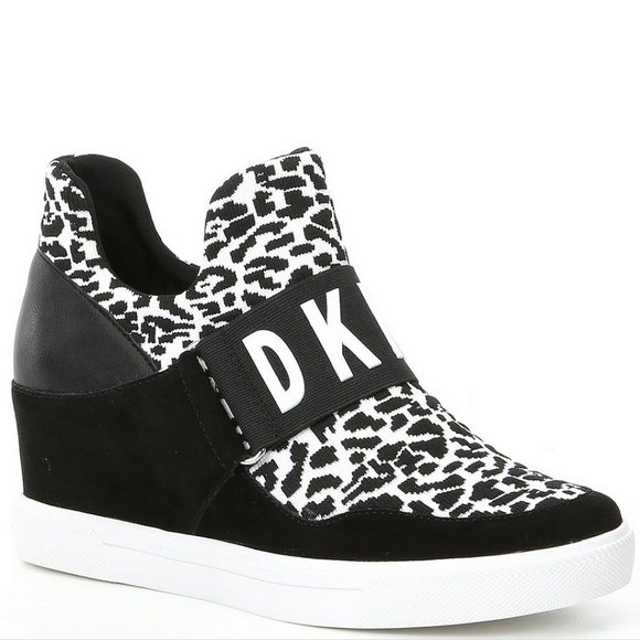 dkny cosmos platform sneakers